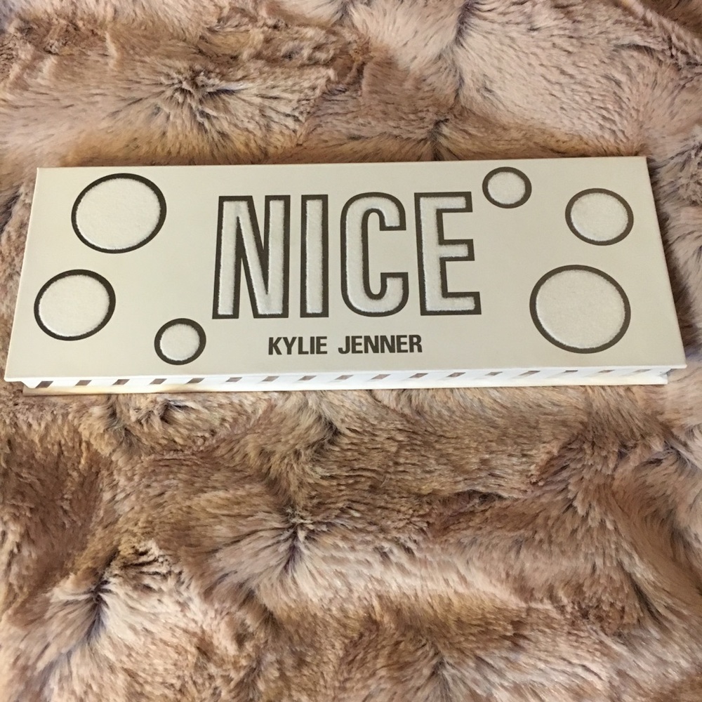 KylieCosmetics Nice Palette